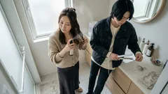 朝のうねり・パサつきをどう整える？ 内部×外部補修で選ぶ大人のヘアケア